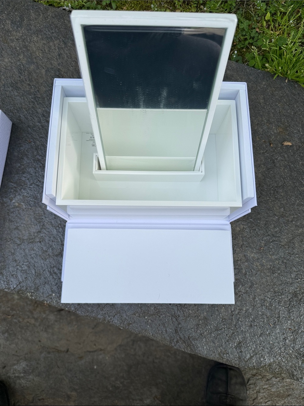 Dior makeup or jewelry case with mirror on backside of lid - Picture 2 of 9